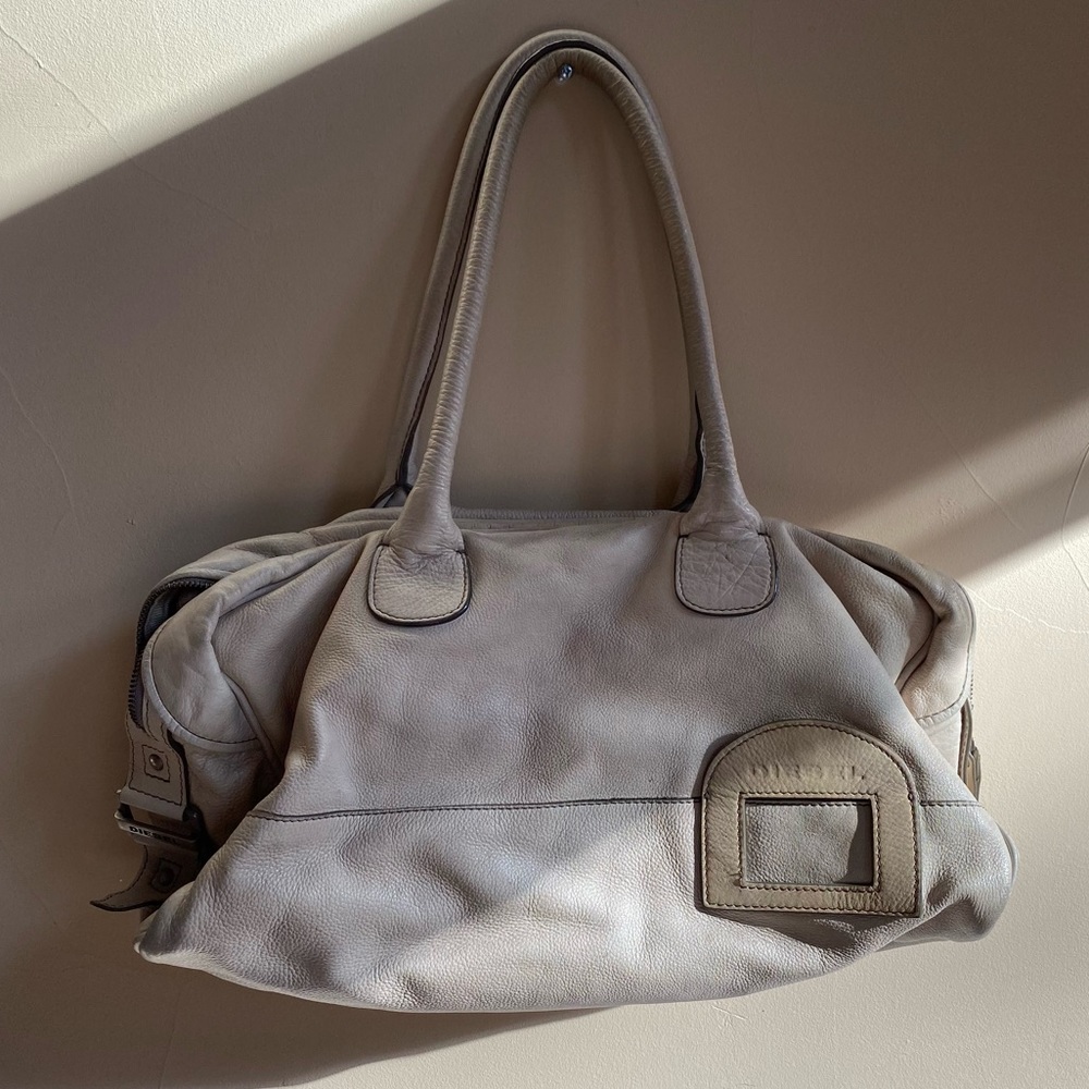 Off white/gray distressed leather bag Diesel